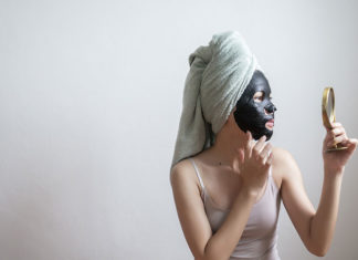 Kiedy używać maski na tkaninie z węglem Pure Charcoal? Kiedy używać maski na tkaninie z węglęm Pure Charcoal