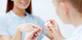 Manicure hybrydowy - co warto wiedzieć?