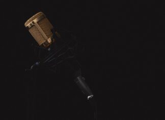 Co zrobić gdy radio domowe szumi?