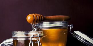 Ile kosztuje słoik miodu 900 ml?