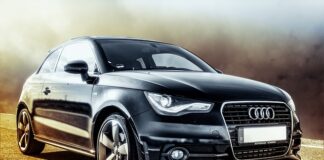Ile silników elektrycznych do napędu wykorzystuje Audi e-tron?