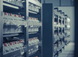 Ile kosztuje akumulator do miękkiej hybrydy?